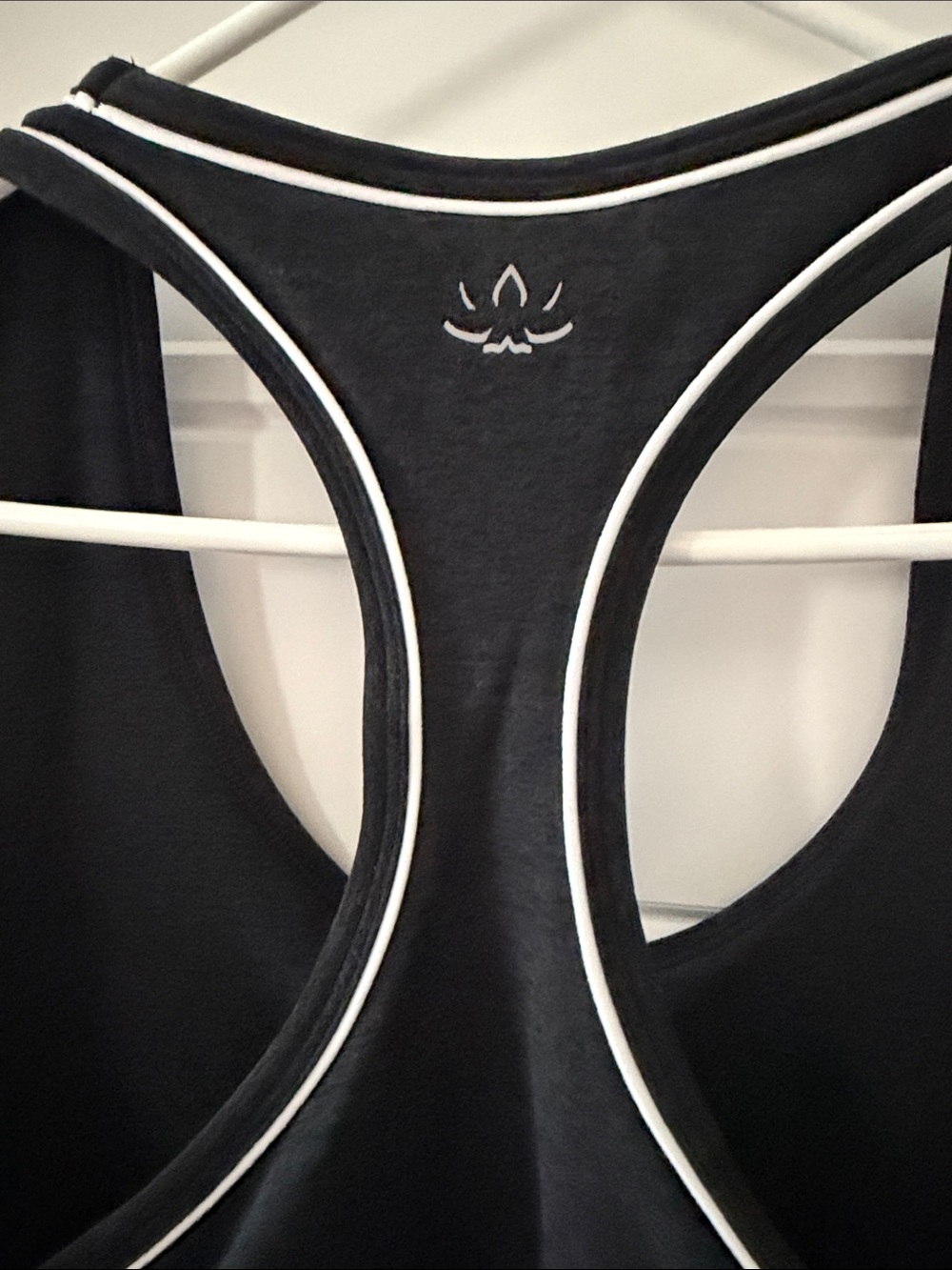 Beyond Yoga Spacedye Ready Tank in Darkest Night Black - Picture 4 of 7